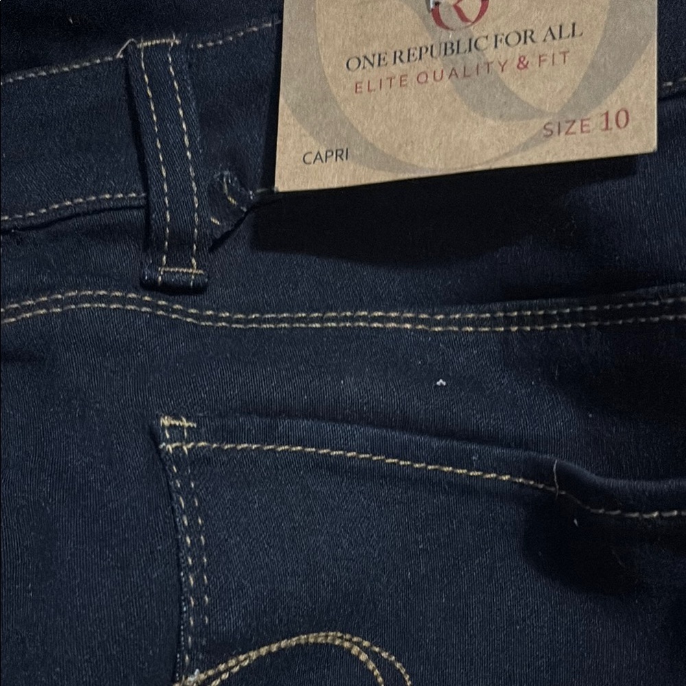 Women's Navy Ankle Jeans